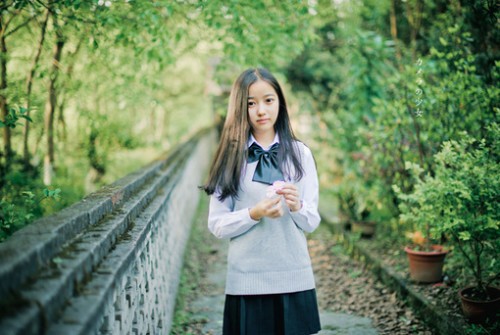 关于女人的优美句子(精选18句)