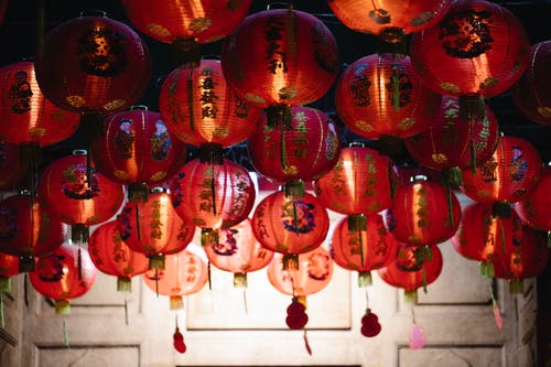 经典说说短语：大道理人人都懂，小情绪却是难(精选14句)