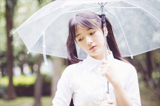 现实伤感的说说 现实的残酷，幸福的易逝(精选19句)