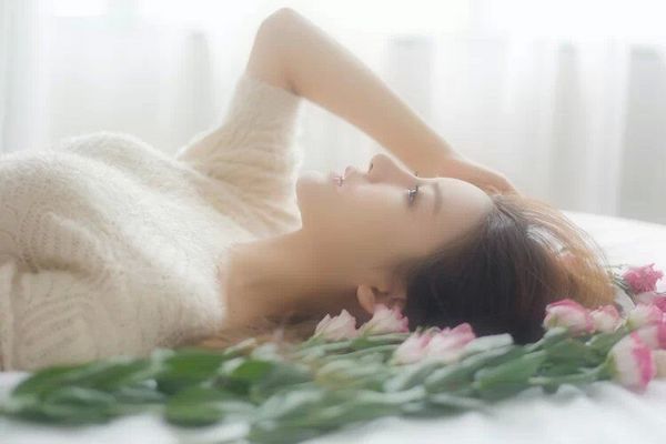 qq伤感说说 一个人久了，连喜欢上一个人都好难(精选18句)