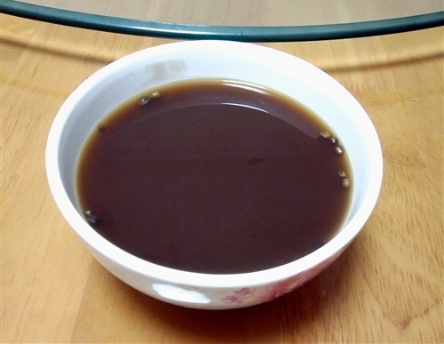 疼到心碎的句子 孤独是一种情调，比承诺更可靠(精选12句)