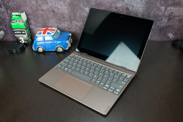 多模随心价格亲民 联想ideapad D330评测