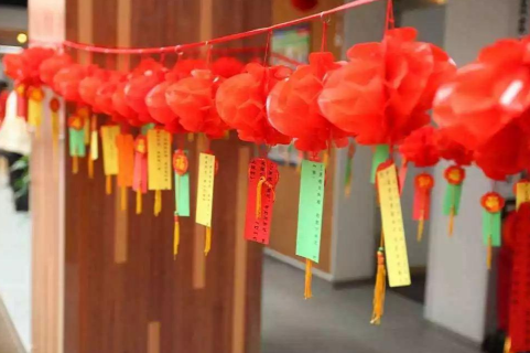 元宵节猜灯谜的谜语及答案大全 2021元宵节灯谜有