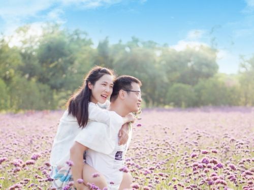有一种爱情，连看一眼都是多余的(精选23句)