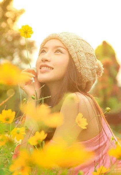 qq说说爱情大全 两个人轮流付出和被感动 爱就可(精选20句)