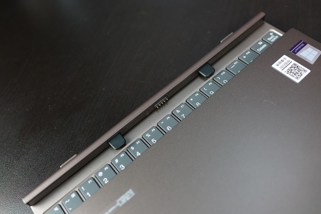 多模随心价格亲民 联想ideapad D330评测