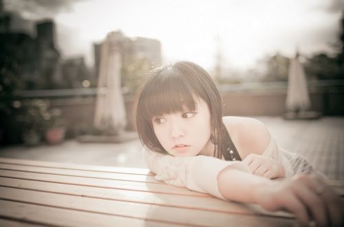 喜欢一个人的句子 依赖成性 习惯是种病(精选18句)