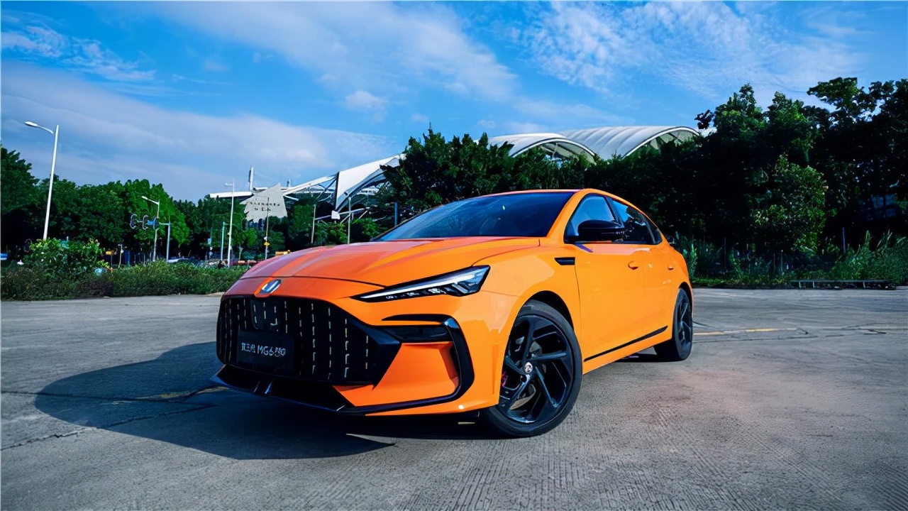 “扮猪吃老虎”？第三代名爵6pro的“原装改装车”