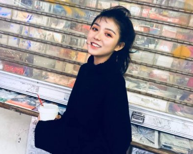 简洁好听的女生微信网名大全 浪女动了心(精选34句)