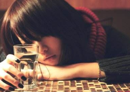 伤心网名女生适合微信用的 拿什么留住你(精选48句)