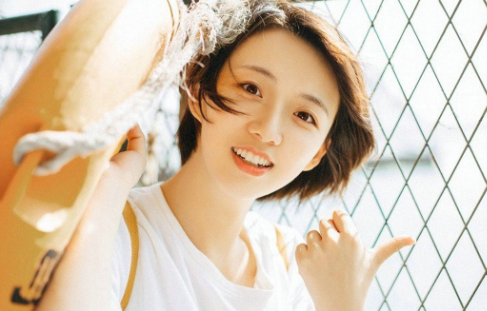 好听温暖人心的女生微信名字2022最新 仰望天空