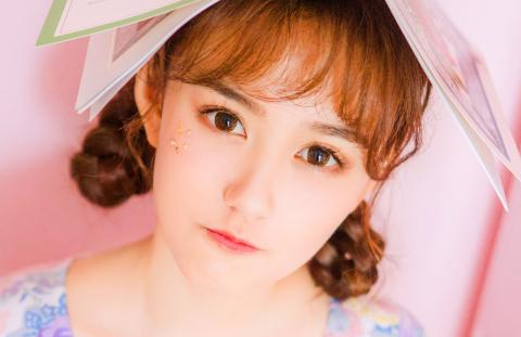 2022唯美简单气质古风女生微信名字 倚窗听花落
