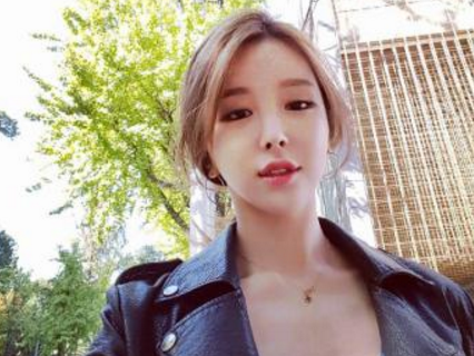 唯美意境好听的微信网名最新版 夜光青柠旧日向(精选49句)