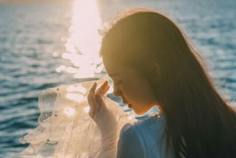 个性微信网名伤感非主流大全 孤独伤感的非主流(精选40句)