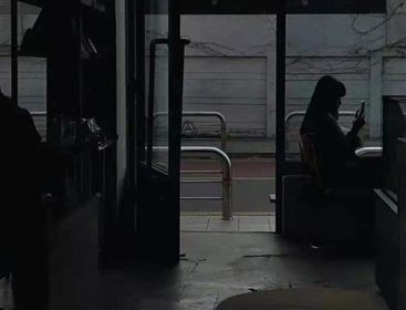 一个人漂泊在外的伤感语录 独自一人在城市的文(精选21句)