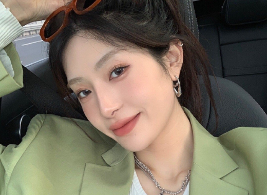 很霸气的中性的网名男女通用 简约有气质的好听(精选32句)