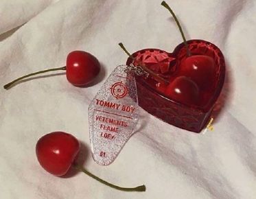 宣布第一次谈恋爱说说 第一次恋爱的心情说说(精选21句)