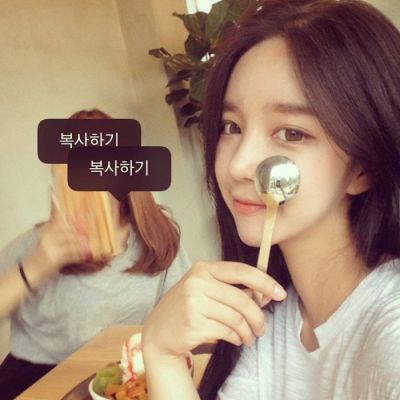 简约风格的两个字女生网名(精选18句)