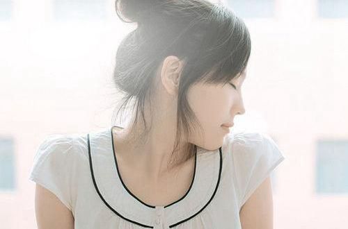女人看淡一切的一句话 女人看淡一切的说说心情(精选45句)