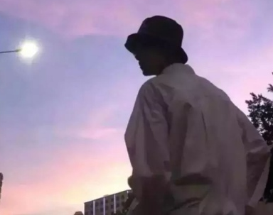 男生个性网名简单吸引人 潇洒走一回(精选39句)