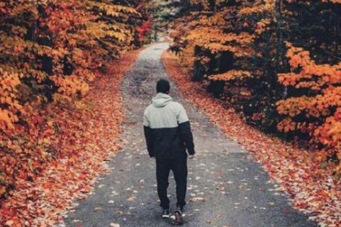 最新伤感的非主流个性网名男生版 淡淡忧伤的男(精选33句)