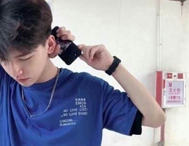 好听的三个字男生网名大全 到不了(精选39句)