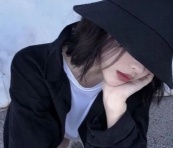 女生伤感网名失恋难过 还要我怎样呢(精选34句)
