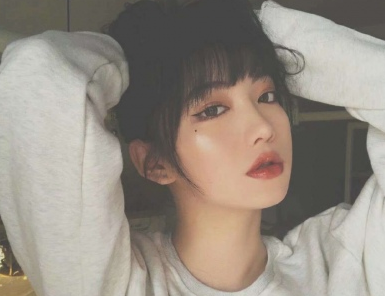 悲伤网名女生孤单心累 真心换来无情(精选42句)