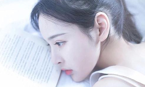2022伤感女生网名绝望了心寒了 回忆的手放哪