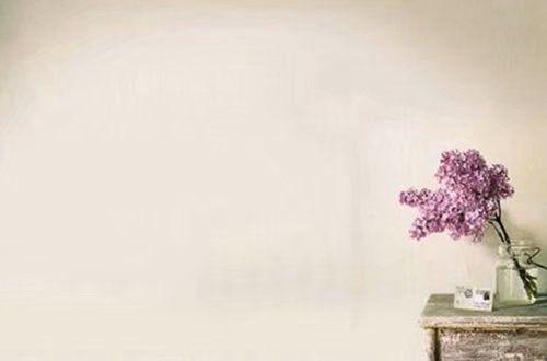 2013精品心情短语：有时候，我们一瞬间失去的东