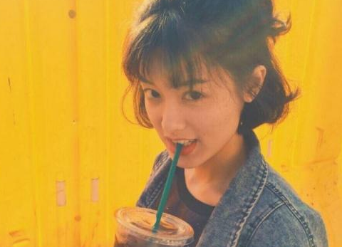 伤感唯美女生个性qq网名精选 请别缺席我的以后(精选34句)