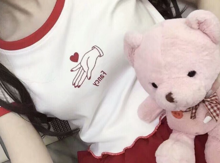 2022小清新简单女生网名大全 开在迷彩上的格桑花