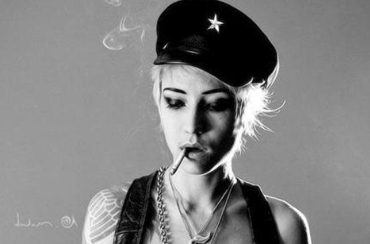 超拽又拉风的女生网名2022精选 别让我的真心散的
