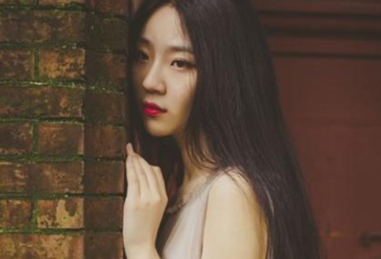 女生网名伤感2022心碎简单网名精选 阳光耀眼让我