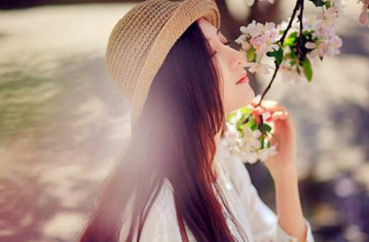 优雅好听的女生网名四个字精选2022 愿君安好