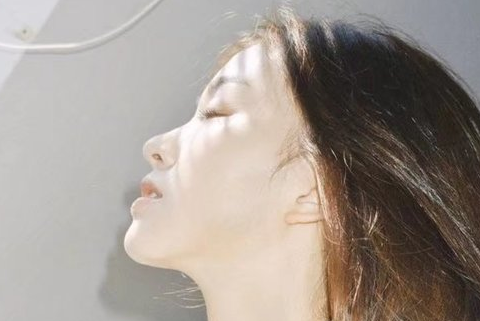 抖音个性网名女生名字唯美伤感 适合女生的抖音(精选52句)