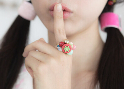 qq女生网名可爱萌萌哒精选 你长得跟闹着玩似的(精选67句)