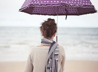 女生网名唯美小清新四个字 人潮拥挤i(精选58句)