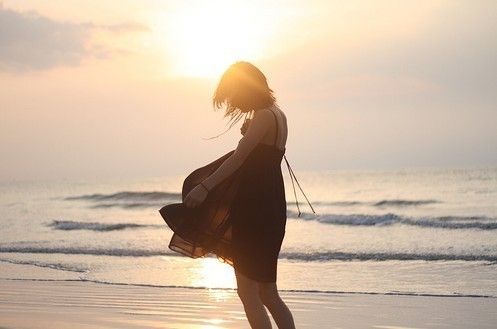 与夏天有关的网名 适合夏天好听的女生名字(精选57句)