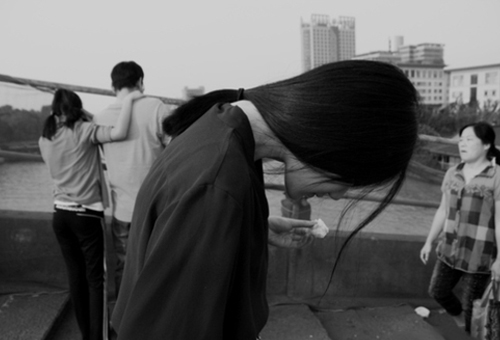 伤感女王qq个性网名 温暖不到你的心i(精选66句)