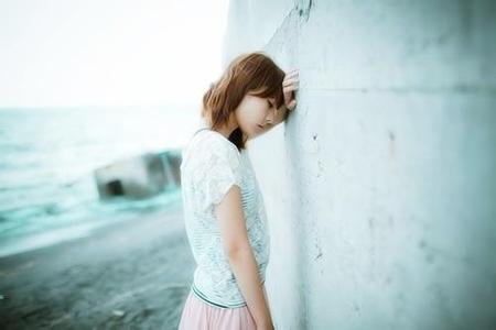 唯美忧郁女生网名 心软是病情深致命(精选45句)