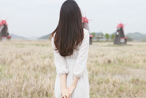 yy网名大全女生简单文艺2022 冷心为王