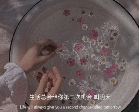 让人瞬间哭出来的伤感网名 很绝望也很郁闷的难(精选46句)