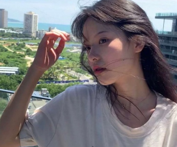 女生伤感网名好听唯美四个字 往事清零(精选40句)