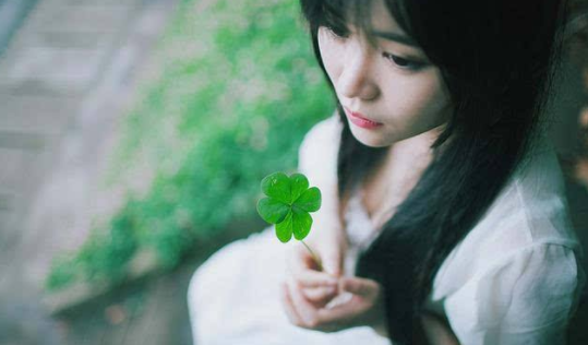 心痛到撕心裂肺的网名2022最新 夜晚的凄凉正如你