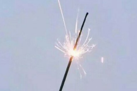 心情不好的网名伤感难过大全 等落空熬(精选56句)