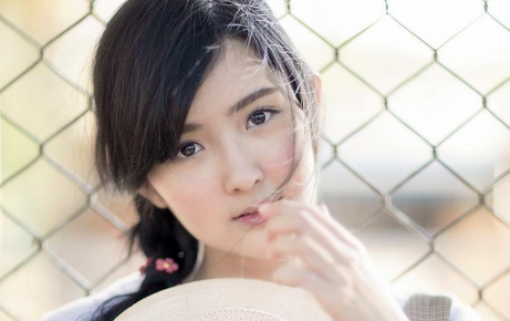 YY伤感网名女生带符号古风 舞步凌乱泪轻尘(精选75句)