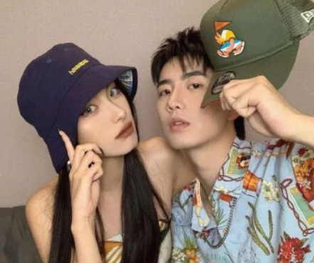 情侣网名一对俏皮一点一男一女 最新版很有内涵(精选30句)