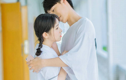 诗意情侣网名大全唯美一男一女 喜欢听风吹然后(精选41句)