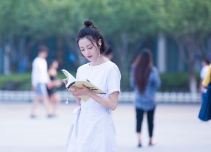 深情专一的情侣qq网名一男一女 简单好听的情侣(精选23句)